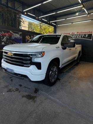 CHEVROLET SILVERADO 5.3 V8 GASOLINA 1500 HIGH COUNTRY 4X4 AUTOMÁTICO CHEVROLET SILVERADO 5.3 V8 GASOLINA 1500 HIGH COUNTRY 4X4 AUTOMÁTICO